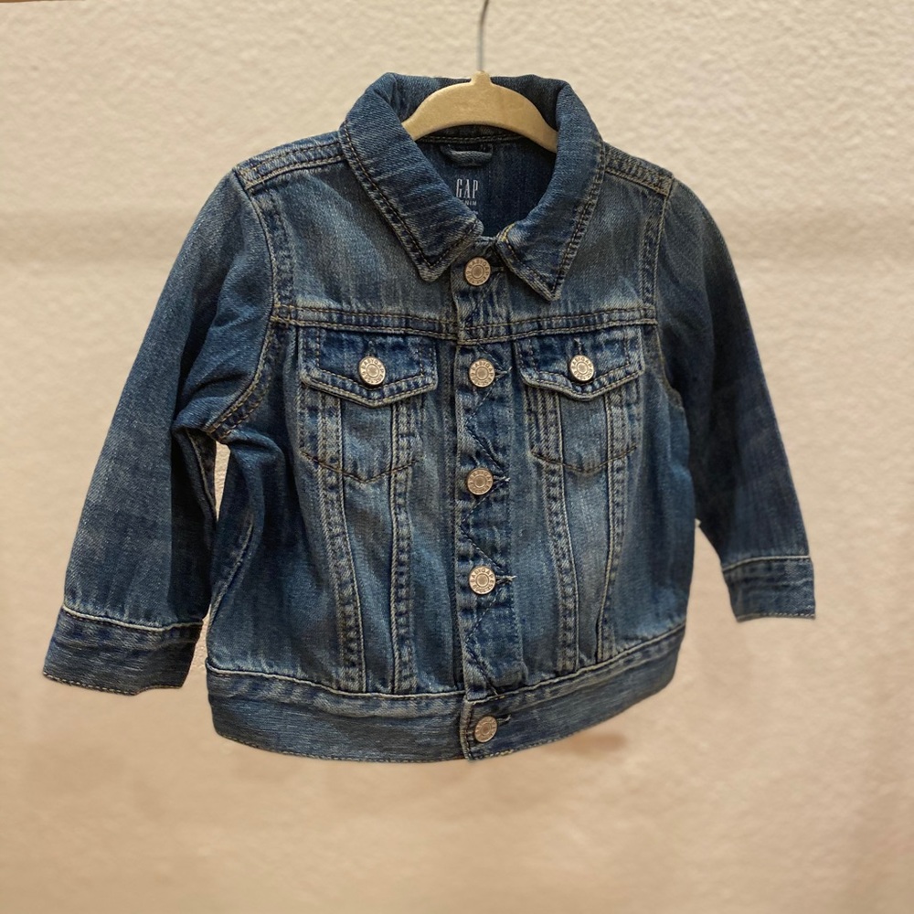 Gap denim jacket- NWT